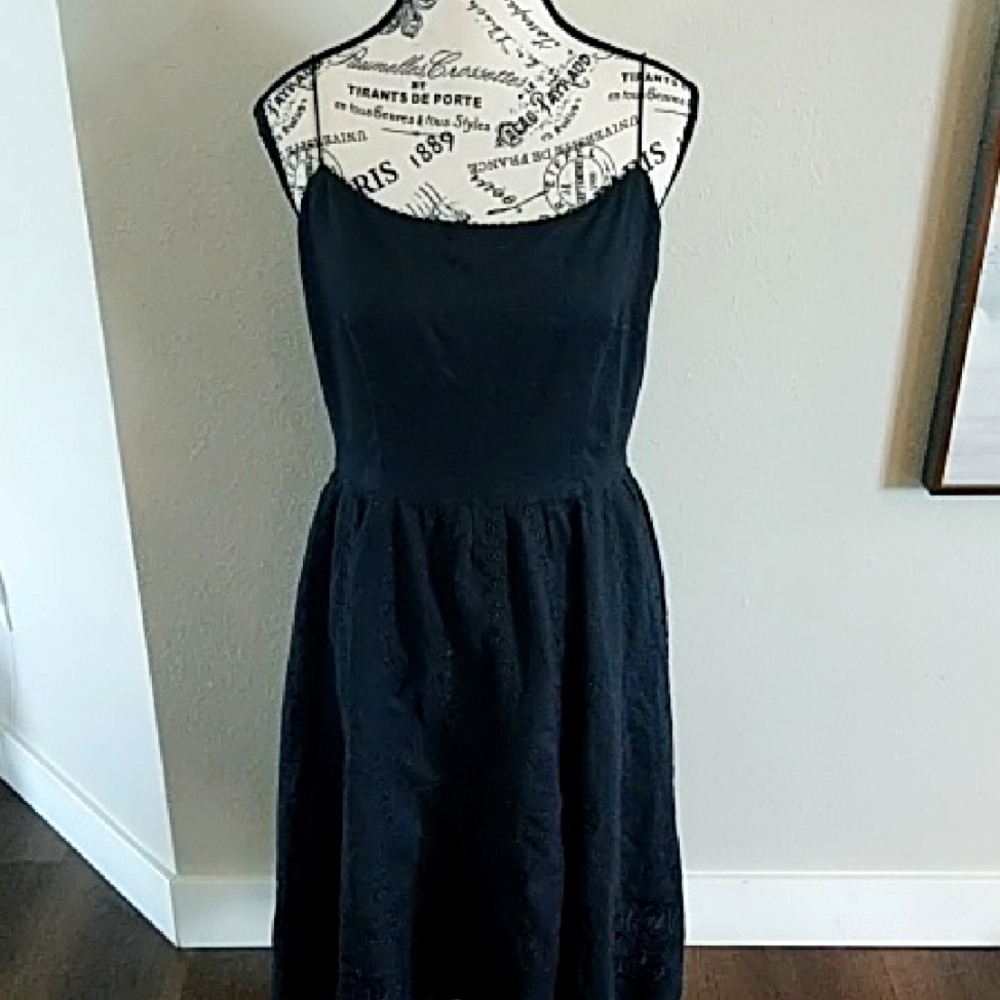 Ann Taylor Black Spaghetti Strap Dress Embroidered Size 6